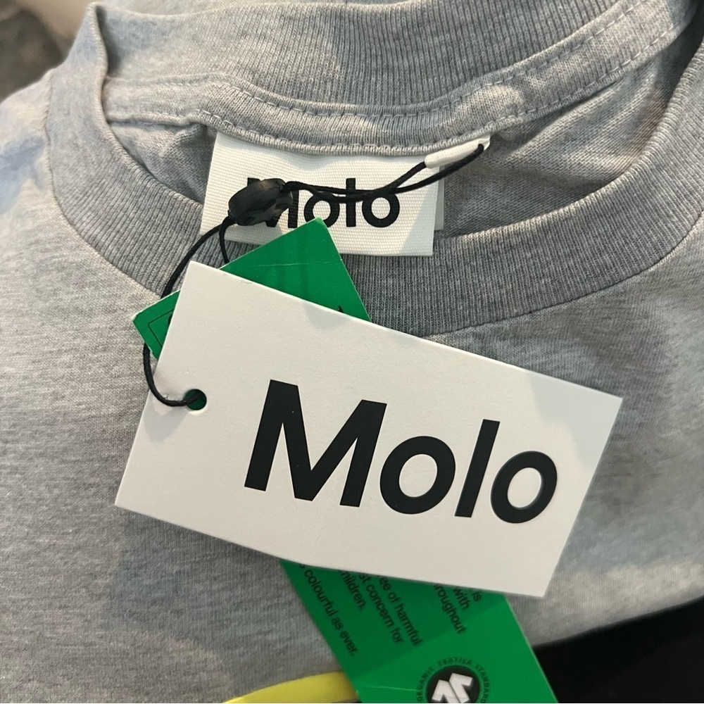 NWT Molo Roxo Skateboard Smiley Tee - Picture 3 of 3